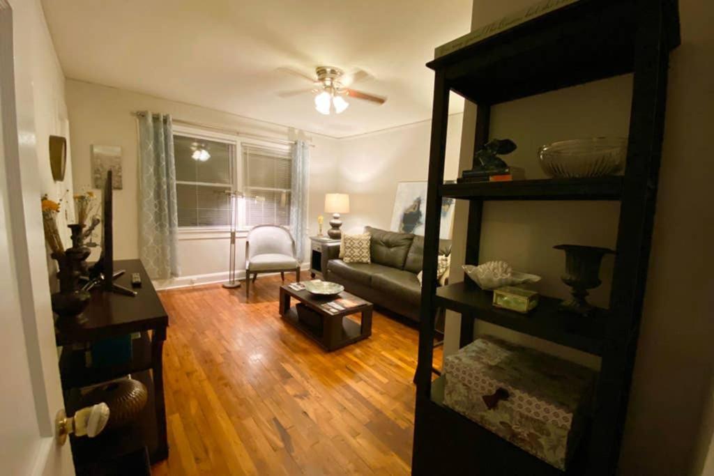 Darling Cottage In University Park Raleigh Extérieur photo