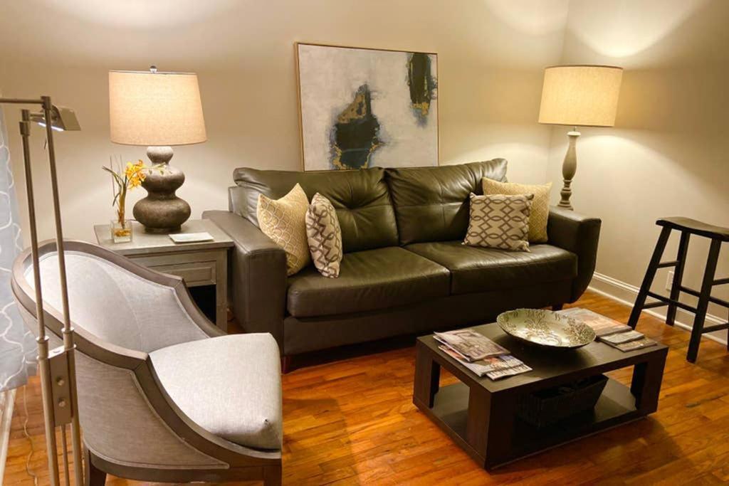 Darling Cottage In University Park Raleigh Extérieur photo