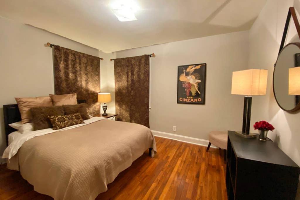 Darling Cottage In University Park Raleigh Extérieur photo